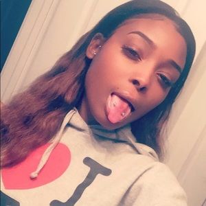 Meet your Posher, Cat